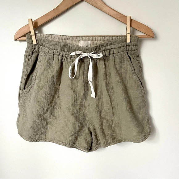 Aritzia Wilfred Bertaud Cotton Gauze  Shorts Green - Picture 1 of 7